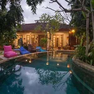Bale , Seminyak (Bali) Indonesia